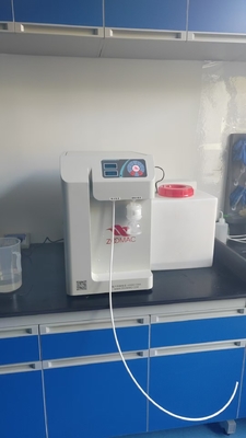ZWL- LS1-30 Kompaktny projekt Ultraczysta maszyna wodna dla laboratoriów 30L/h